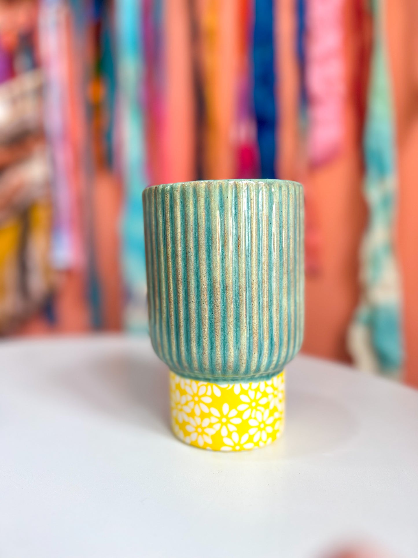 Retro Cocktail Cup - yellow daisy