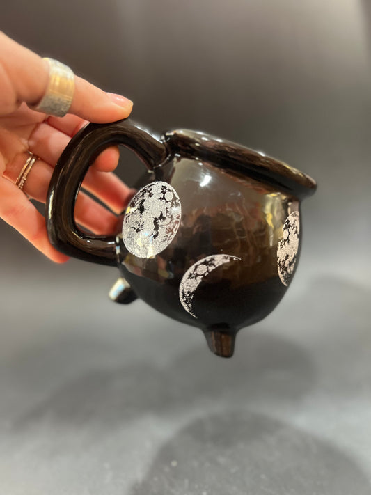 Moon Phade Witch’s Brew Cauldron mug