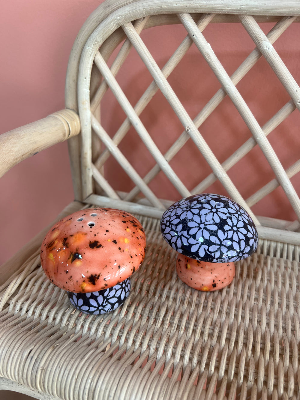 Black // orange  Daisy Mushroom Salt and Pepper shakers